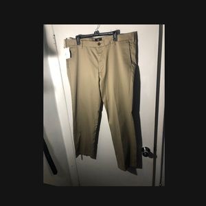 DOCKER’S Slim Fit Khakis